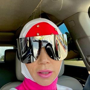 Meet your Posher, Samantha